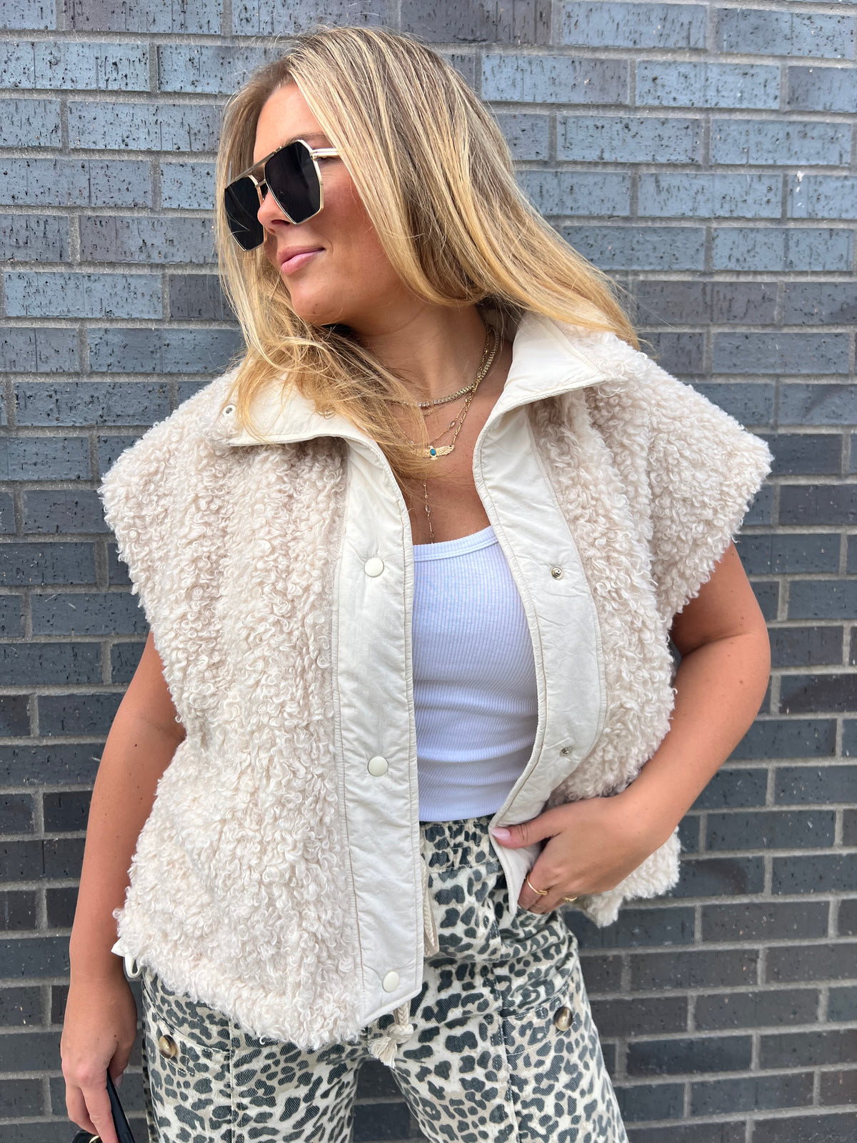 Nixnut Teddy Vest Camel - 92 | Peddler